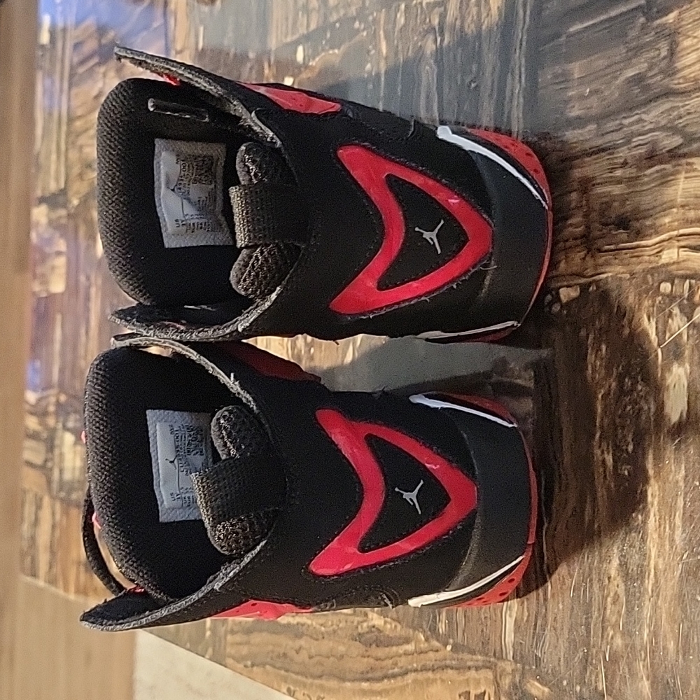 Jordan - Picture 3 of 4